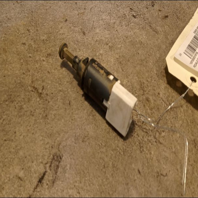 Pedale de frein occasion PEUGEOT PARTNER I Phase 2 11-2002->05-2008 1.6 HDI 16v 90ch 4501W4 1