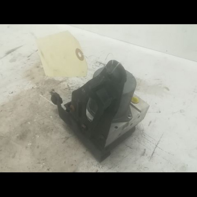 Unité hydraulique ABS occasion RENAULT MEGANE II Phase 1 BREAK 09-2003->12-2005 1.9 DCI 120ch 7701062137 2
