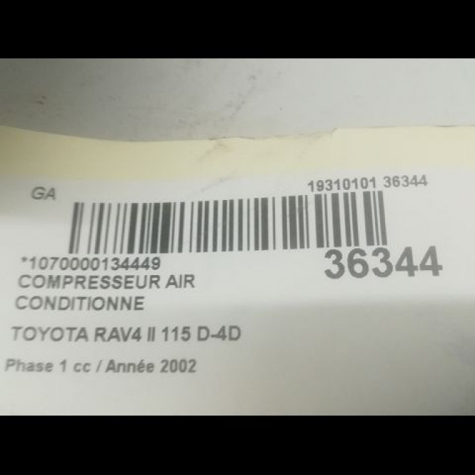 Compresseur air conditionne occasion TOYOTA RAV4 II Phase 1 07-2000->10-2003 115 D-4D 8832042110 4
