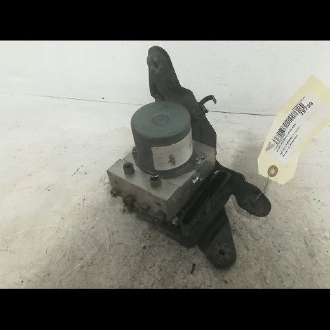 Unité hydraulique ABS occasion RENAULT SCENIC II Phase 1 03-2004->09-2006 1.9 DCI 120ch 7701062137 1