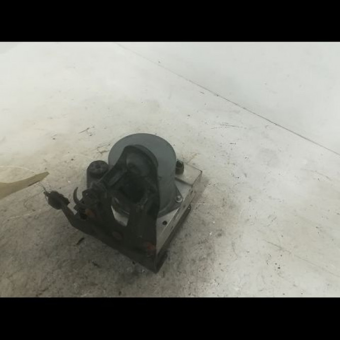 Unité hydraulique ABS occasion RENAULT SCENIC II Phase 1 03-2004->09-2006 1.9 DCI 120ch 7701062137 2