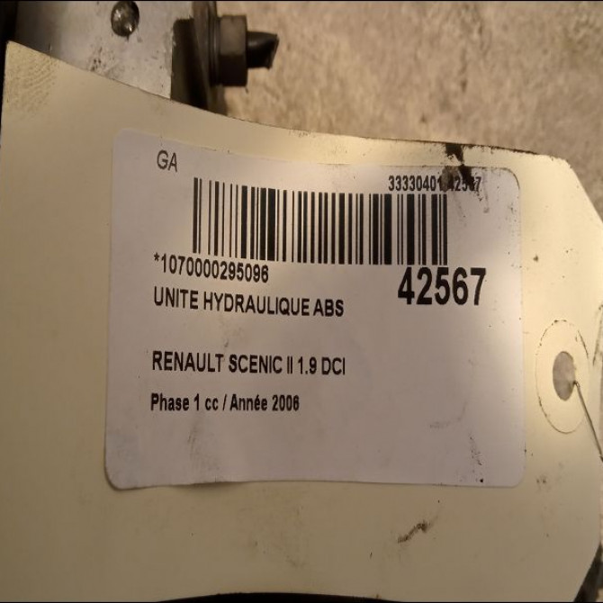 Unité hydraulique ABS occasion RENAULT SCENIC II Phase 1 03-2004->09-2006 1.9 DCI 125ch 7701062137 2
