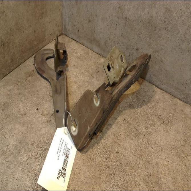 Compas d capot occasion RENAULT SCENIC I Phase 2 08-1999->06-2003 1.9 DTI 100ch 7700843530 1