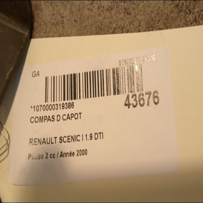 Compas d capot occasion RENAULT SCENIC I Phase 2 08-1999->06-2003 1.9 DTI 100ch 7700843530 2