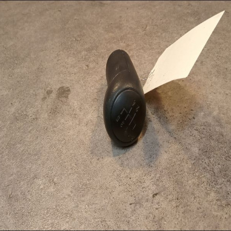 Levier de vitesses occasion VOLKSWAGEN POLO IV Phase 1 01-2002->05-2005 1.2 55ch 1J0711112E