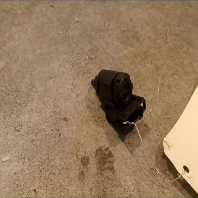 Pedale de frein occasion VOLKSWAGEN POLO IV Phase 1 01-2002->05-2005 1.2 55ch 6Q1721142B 1