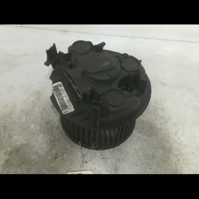 Ventilateur de chauffage occasion NISSAN MICRA III Phase 3 11-2007->11-2010 1.2i 80ch 272269U01A 1