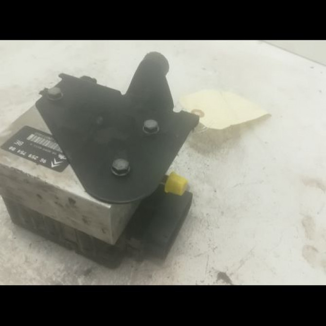 Unité hydraulique ABS occasion CITROEN XANTIA Phase 2 12-1997->06-2001 2.0 HDi 90ch 454142 2