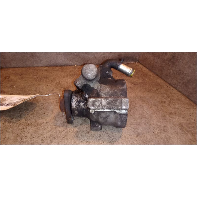 Pompe direction assistee occasion IVECO DAILY IV 504238603 2