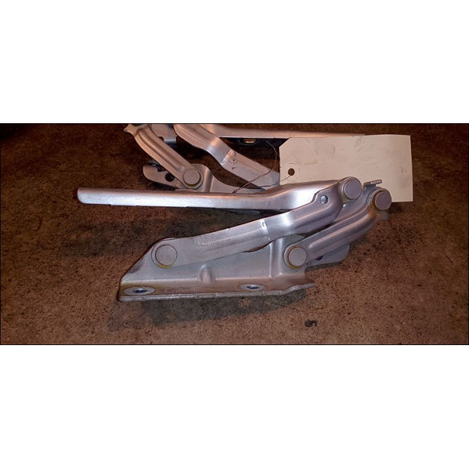 Compas d capot occasion VOLKSWAGEN GOLF VI Phase 1 10-2008->04-2013 1.6 TDI 90ch 2