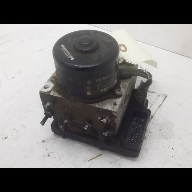 Unité hydraulique ABS occasion VOLKSWAGEN POLO III Phase 2 11-1999->12-2001 1.9 D 65ch 6X0698117 2