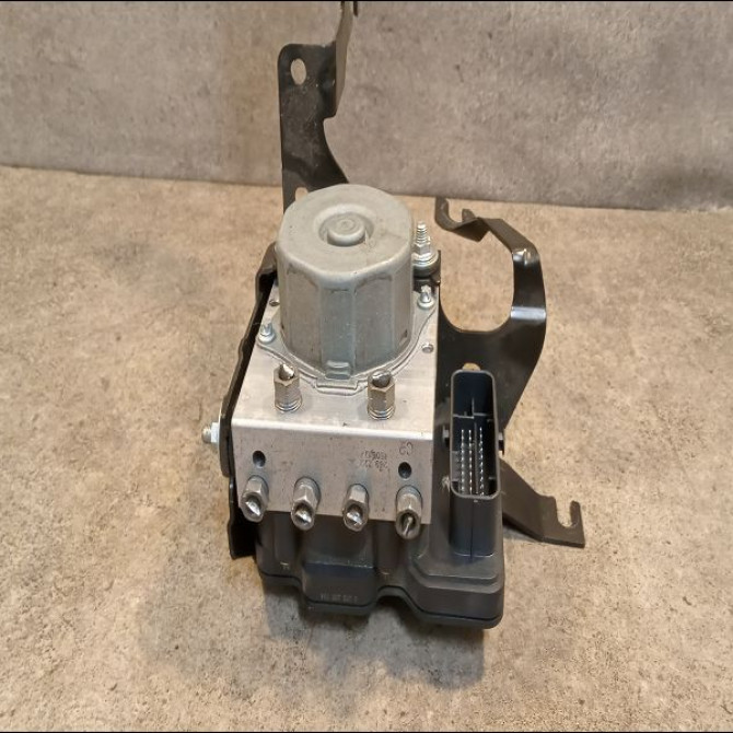 Unité hydraulique ABS occasion RENAULT CLIO IV Phase 1 07-2012->... 0.9 TCE 90ch 476607745R 1