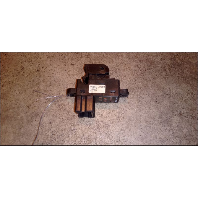 Commande leve-glace porte arrière droite occasion NISSAN QASHQAI I Phase 1 01-2007->09-2010 2.0 DCI 150ch 25411BR00A 2