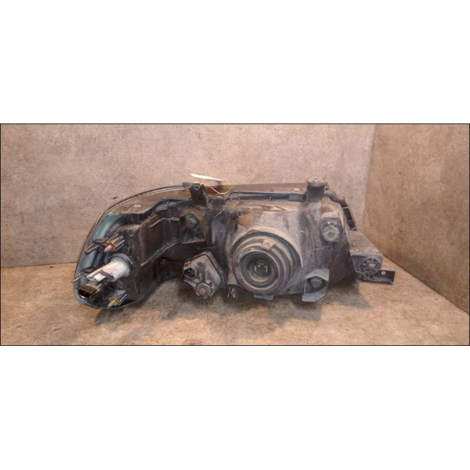 Phare gauche occasion MITSUBISHI PAJERO III Phase 2 02-2003->12-2006 8301A365 2