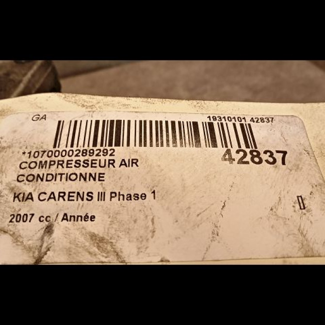 Compresseur air conditionne occasion KIA CARENS II K2KB61450 3