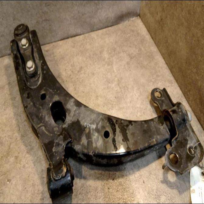 Triangle inf avg occasion KIA CARENS II K2FA34350 2