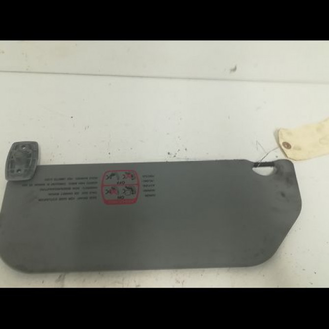 Pare-soleil droit occasion PEUGEOT 106 Phase 2 04-1996->09-2003 1.1i 8143J6 2