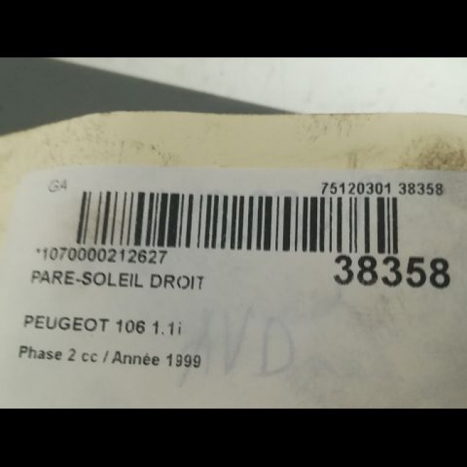 Pare-soleil droit occasion PEUGEOT 106 Phase 2 04-1996->09-2003 1.1i 8143J6 3