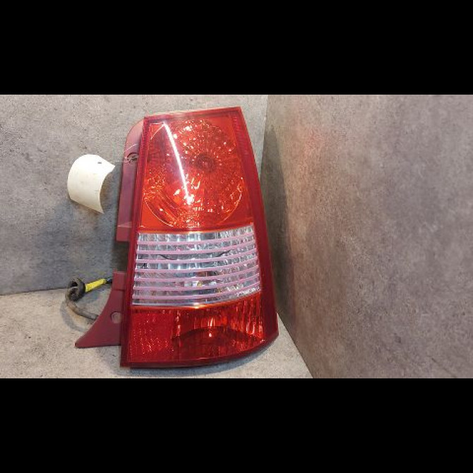 Feu arrière droit occasion KIA PICANTO I Phase 1 05-2004->12-2007 9242007010 1