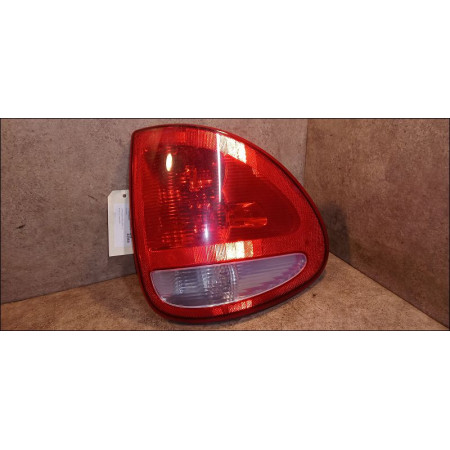 Feu arrière gauche occasion CHRYSLER VOYAGER IV Phase 1 03-2001->04-2004 3.3i V6 175ch