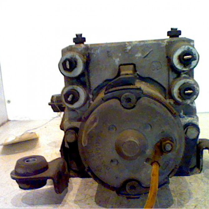 Unité hydraulique ABS occasion AUDI A4 I Phase 1 02-1995->02-1999 1.9 TDi 8D0614111 5