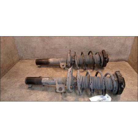 Amortisseur avant droit occasion VOLKSWAGEN GOLF V Phase 1 11-2003->10-2008 1.6 102ch 1K0413031BE