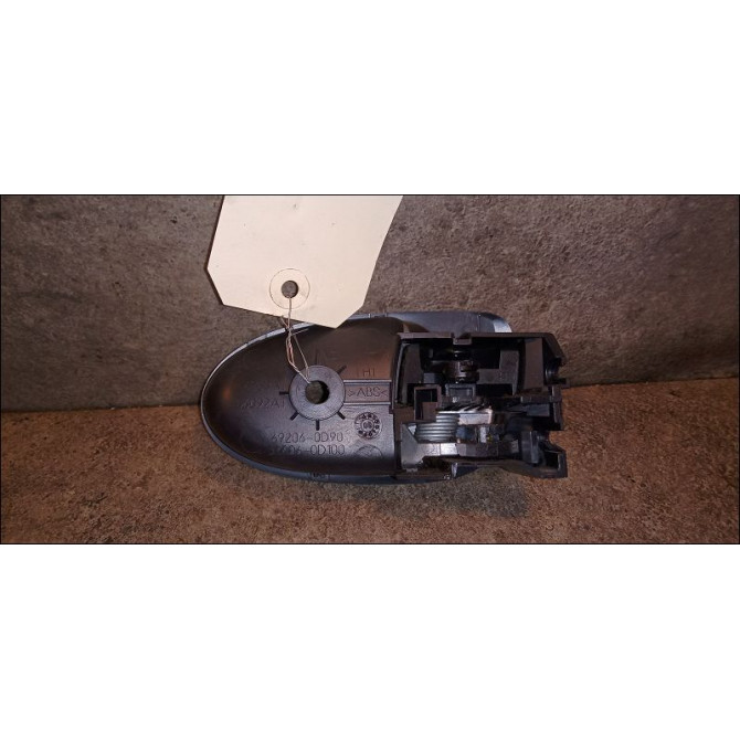 Poignee int porte avg occasion TOYOTA YARIS II Phase 1 12-2005->11-2009 1.4 D-4D 692060D100B0 2