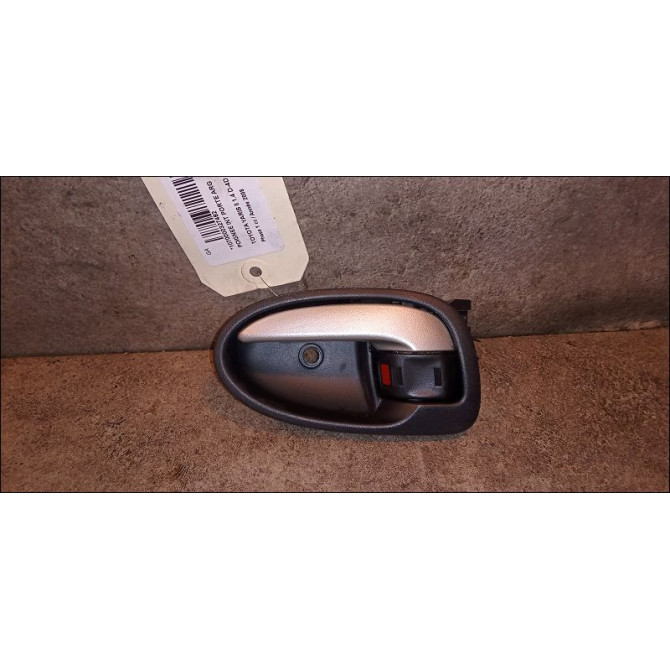 Poignee int porte arg occasion TOYOTA YARIS II Phase 1 12-2005->11-2009 1.4 D-4D 692060D100B0 1