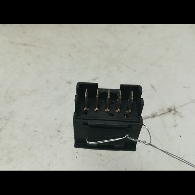 Commande lève-glace porte avant gauche occasion PEUGEOT PARTNER I Phase 2 11-2002->05-2008 1.6 HDI 90ch 6554W4 2