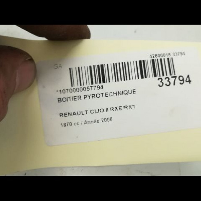 Boitier pyrotechnique occasion RENAULT CLIO II Phase 1 03-1998->06-2001 1.2 8200375761 4