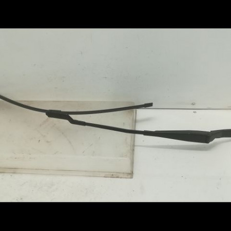 Bras essuie-glace avant droit occasion PEUGEOT 308 I Phase 2 04-2011->12-2014 1.6 HDI 92ch 6429EL