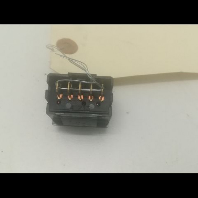 Commande lève-glace porte avant gauche occasion CITROEN BERLINGO I Phase 2 11-2002->10-2010 1.9 D 6554W4 2