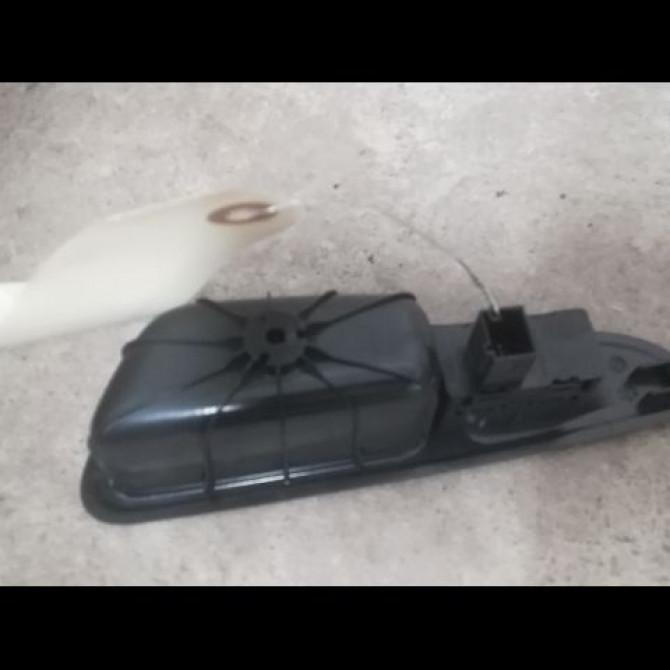 Commande leve-glace porte arrière gauche occasion PEUGEOT 308 I Phase 2 04-2011->12-2014 1.6 HDI 92ch 649031 2