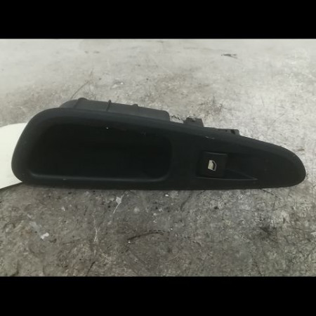 Commande leve-glace porte arrière droite occasion PEUGEOT 308 I Phase 1 09-2007->03-2011 1.6 HDI 16v 90ch 649030