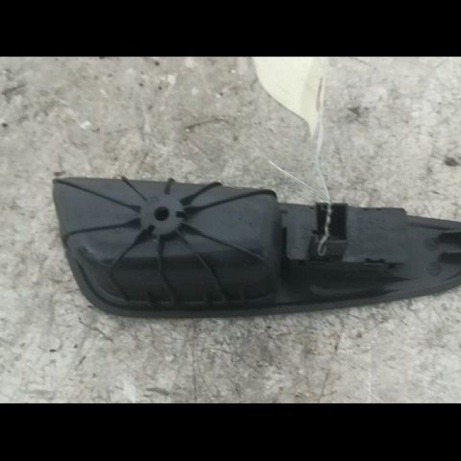 Commande leve-glace porte arrière droite occasion PEUGEOT 308 I Phase 1 09-2007->03-2011 1.6 HDI 16v 90ch 649030 2