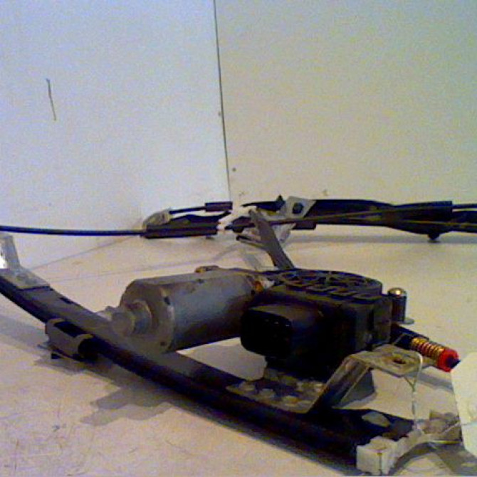 Mecanisme + moteur lève-glace avant droit occasion FORD MONDEO II Phase 1 09-2000->06-2007 2.0 TDCI 115ch 1417697 2