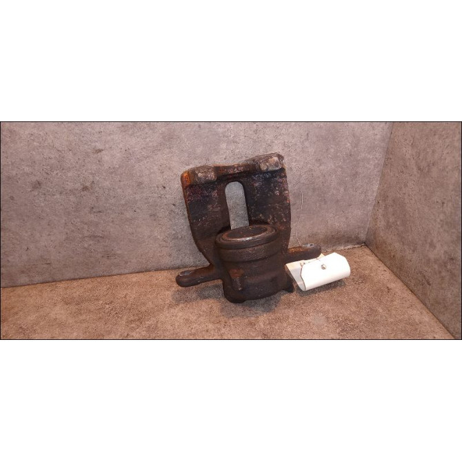 Etrier de frein avant gauche occasion RENAULT CLIO IV Phase 1 04-1995->04-1999 1.5 DCI 90ch 2