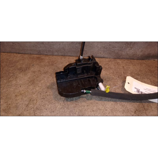 Serrure porte avg occasion NISSAN MICRA III Phase 1 01-2003->07-2005 1.2i 80ch 80501BG00A 2