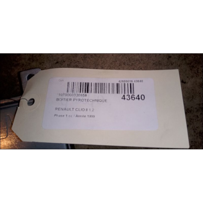 Boitier pyrotechnique occasion RENAULT CLIO II Phase 1 03-1998->06-2001 1.2 8200375761 2