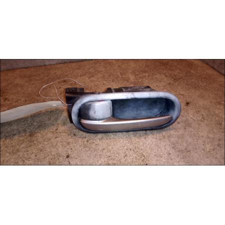 Poignee int porte avg occasion MAZDA MAZDA 2 II MAZDA 2 II Phase 1 2007-09-01->2011-02-28 1.4 MZ-CD 68ch D65159330A02