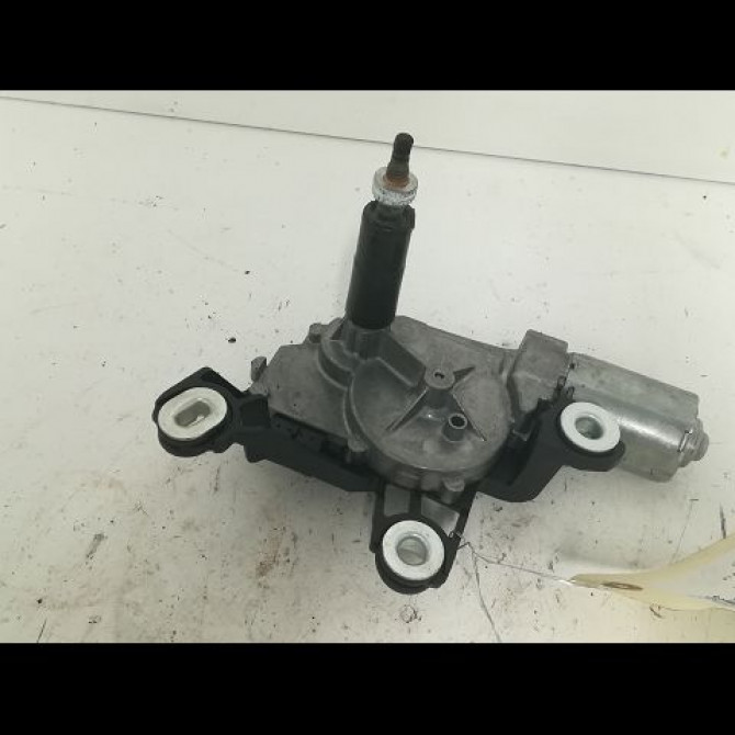 Moteur essuie-glace arrière occasion VOLKSWAGEN POLO IV Phase 2 05-2005->09-2009 1.4 TDI 80ch 6Q6955711C 1