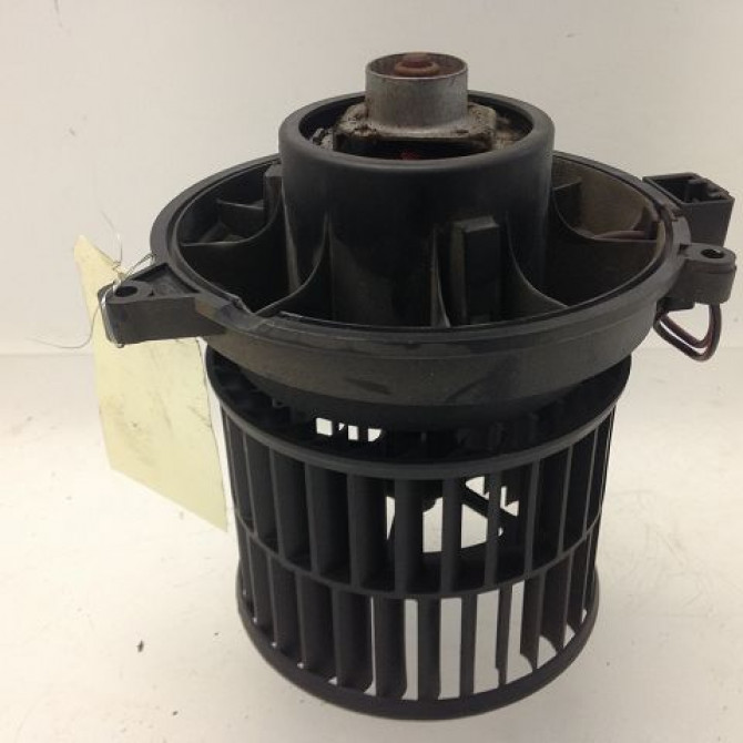 Ventilateur de chauffage occasion FORD FIESTA V Phase 1 09-2002->10-2005 1.4i 1252926 2