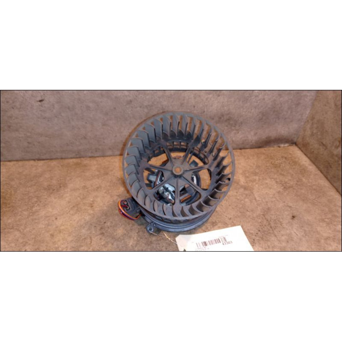 Ventilateur de chauffage occasion FORD FIESTA V Phase 2 10-2005->10-2008 1.4 TDCI 1252926 2