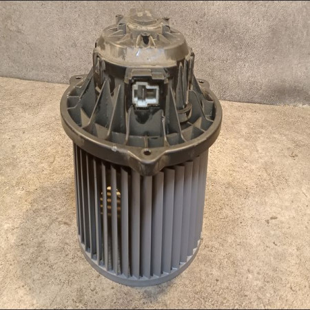 Ventilateur de chauffage occasion KIA VENGA Phase 1 04-1995->04-1999 1.6 CRDI 115ch 971131P000