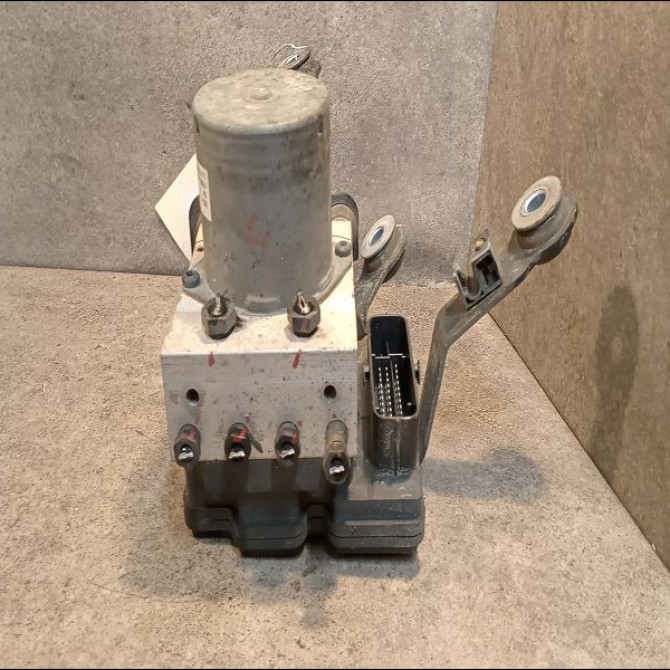 Unité hydraulique ABS occasion KIA VENGA Phase 1 04-1995->04-1999 1.6 CRDI 115ch 589201P270 1