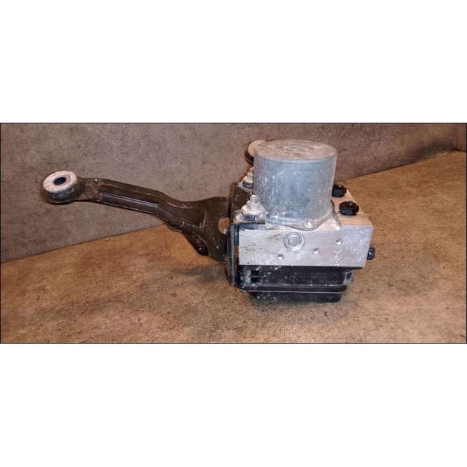 Unité hydraulique ABS occasion KIA VENGA Phase 1 01-2010->12-2015 1.4 CRDI 90ch 589201P2A0 3