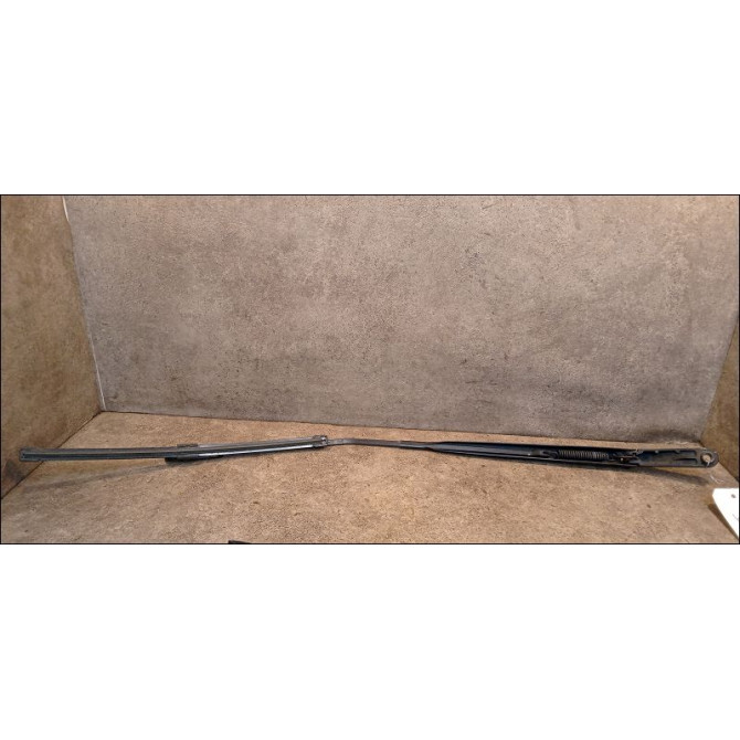 Bras essuie-glace avant droit occasion RENAULT LAGUNA III Phase 1 10-2007->10-2010 1.5 DCI 288810010R 1