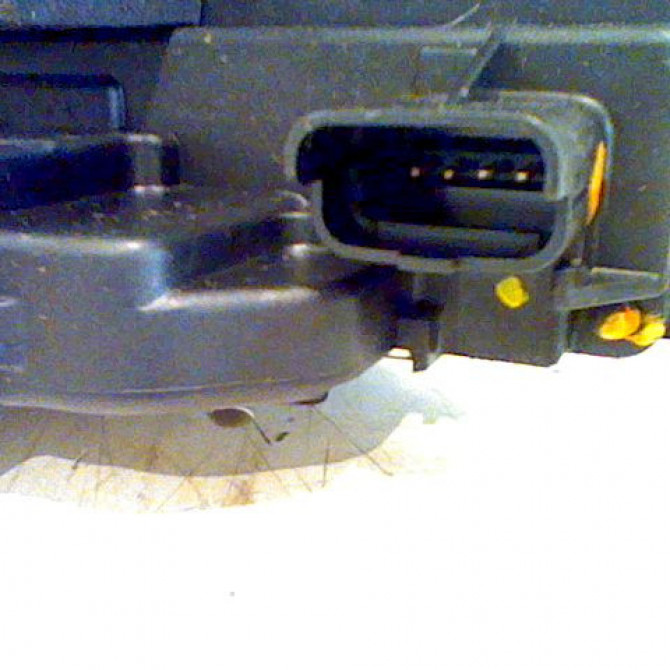 Serrure porte arg occasion RENAULT CLIO III Phase 1 09-2005->03-2009 8200300128 2