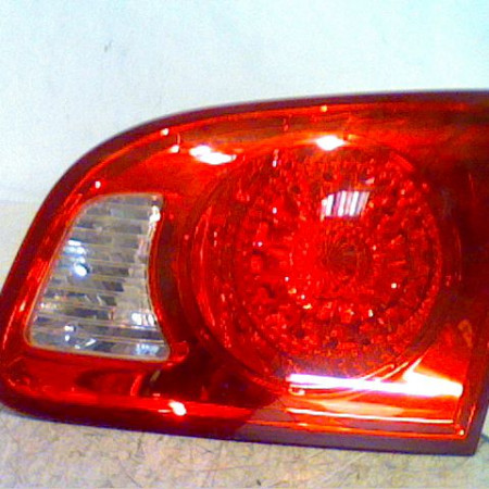 Feu arrière intérieur droit occasion HYUNDAI SANTA FE II Phase 1 01-2006->12-2010 924602B020