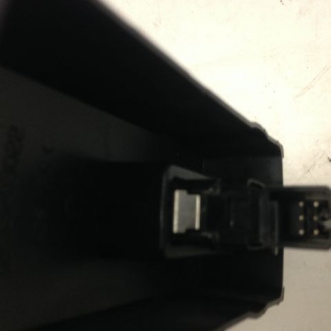 Commande lève-glace porte avant droite occasion OPEL VECTRA III Phase 2 10-2005->06-2007 2